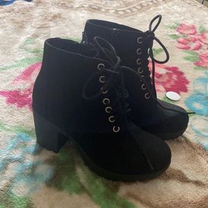 Forever 21 Black ankle Booties